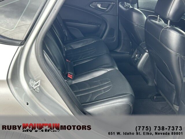 2015 Chrysler 200 S Elko NV