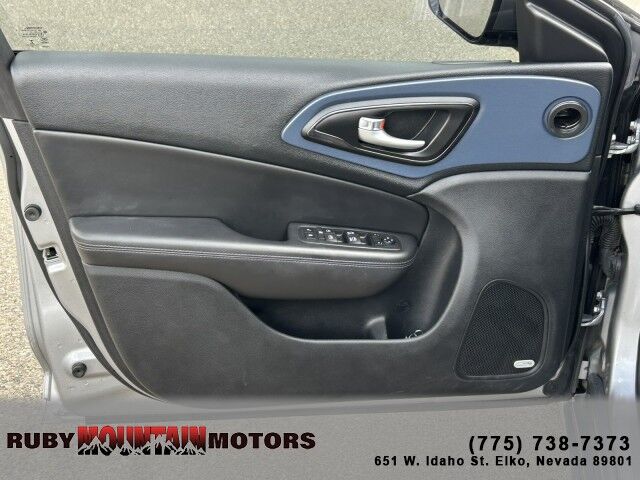 2015 Chrysler 200 S Elko NV
