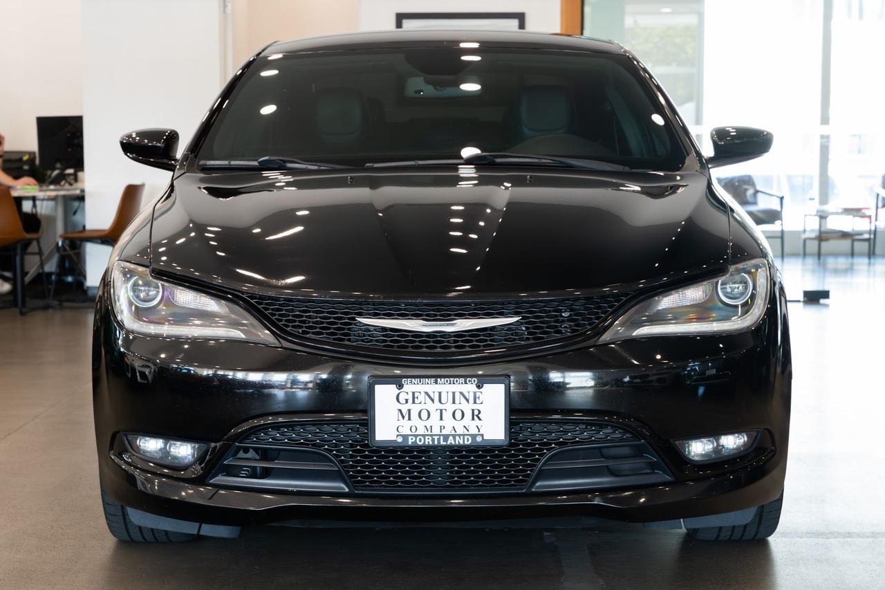 2015 Chrysler 200 S