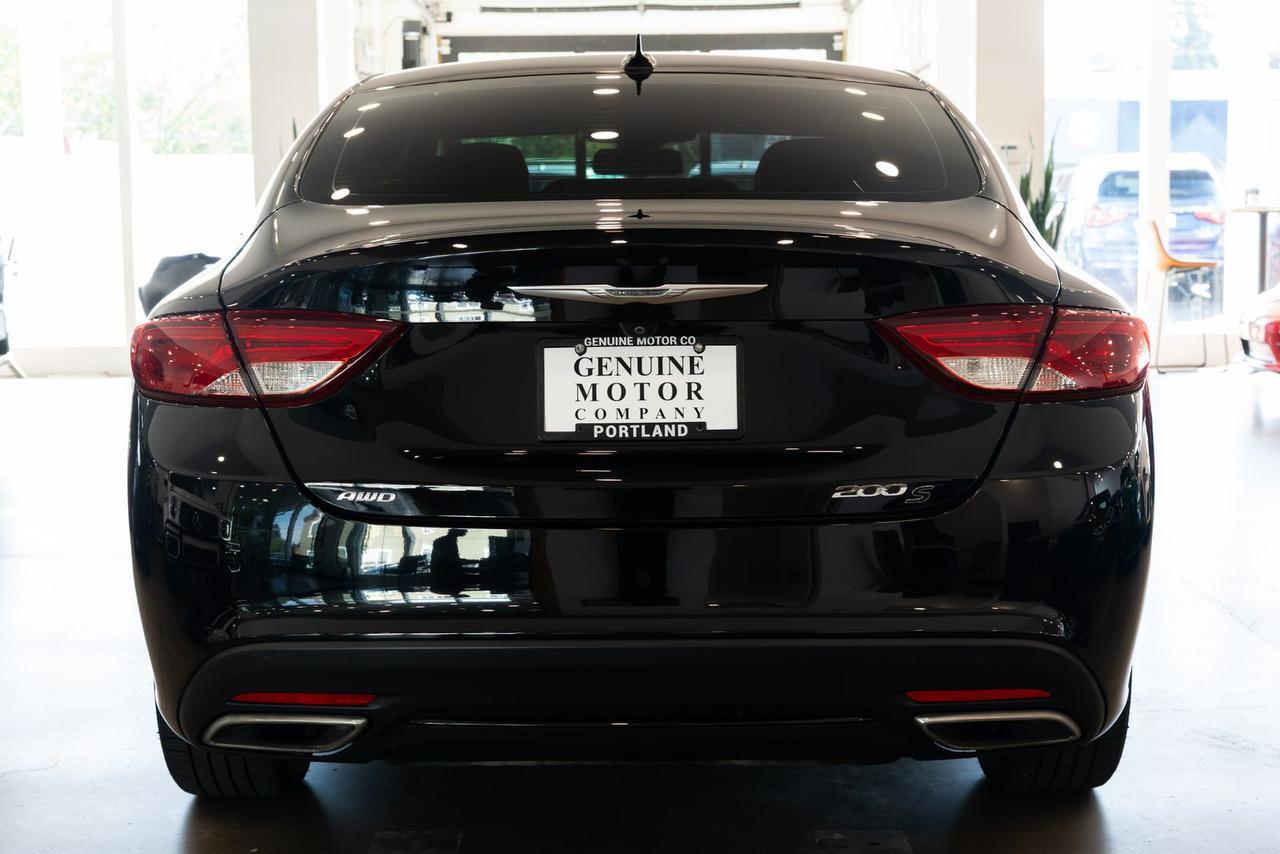 2015 Chrysler 200 S Gladstone OR