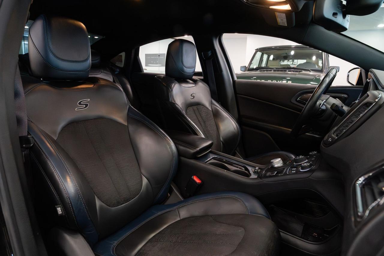 2015 Chrysler 200 S Gladstone OR