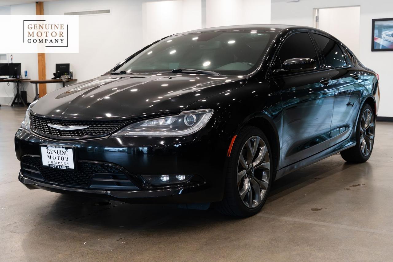 2015 Chrysler 200 S
