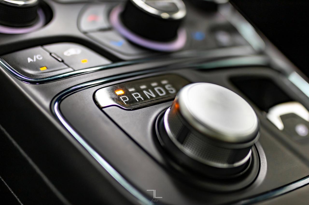 2015 Chrysler 200 S Leather Roof BCam Red Deer AB