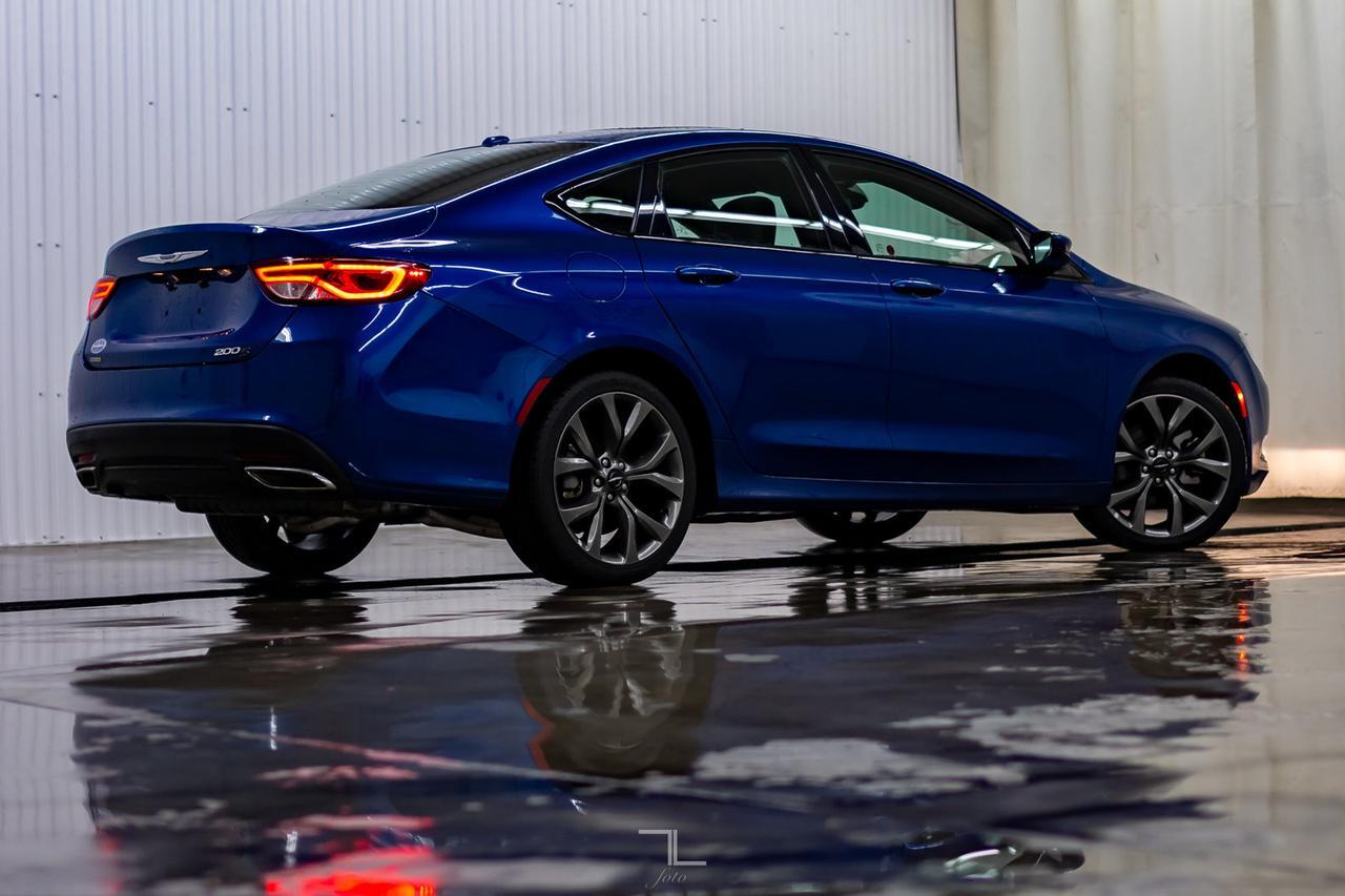 2015 Chrysler 200 S Leather Roof BCam Red Deer AB