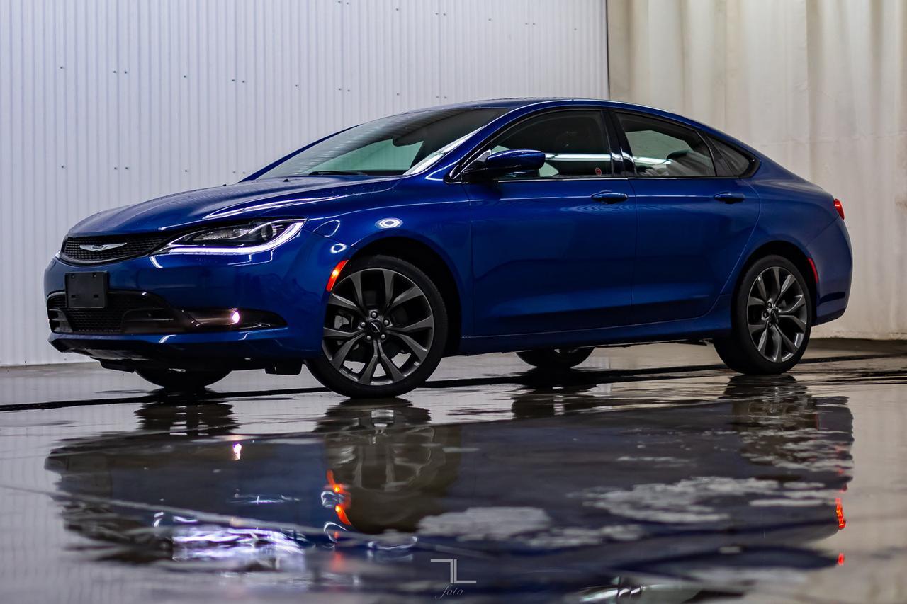 2015 Chrysler 200 S Leather Roof BCam Red Deer AB
