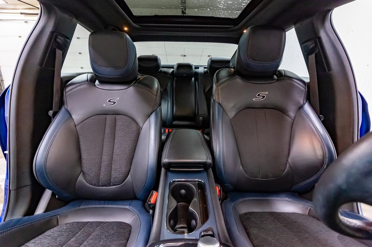 2015 Chrysler 200 S Leather Roof BCam Red Deer AB