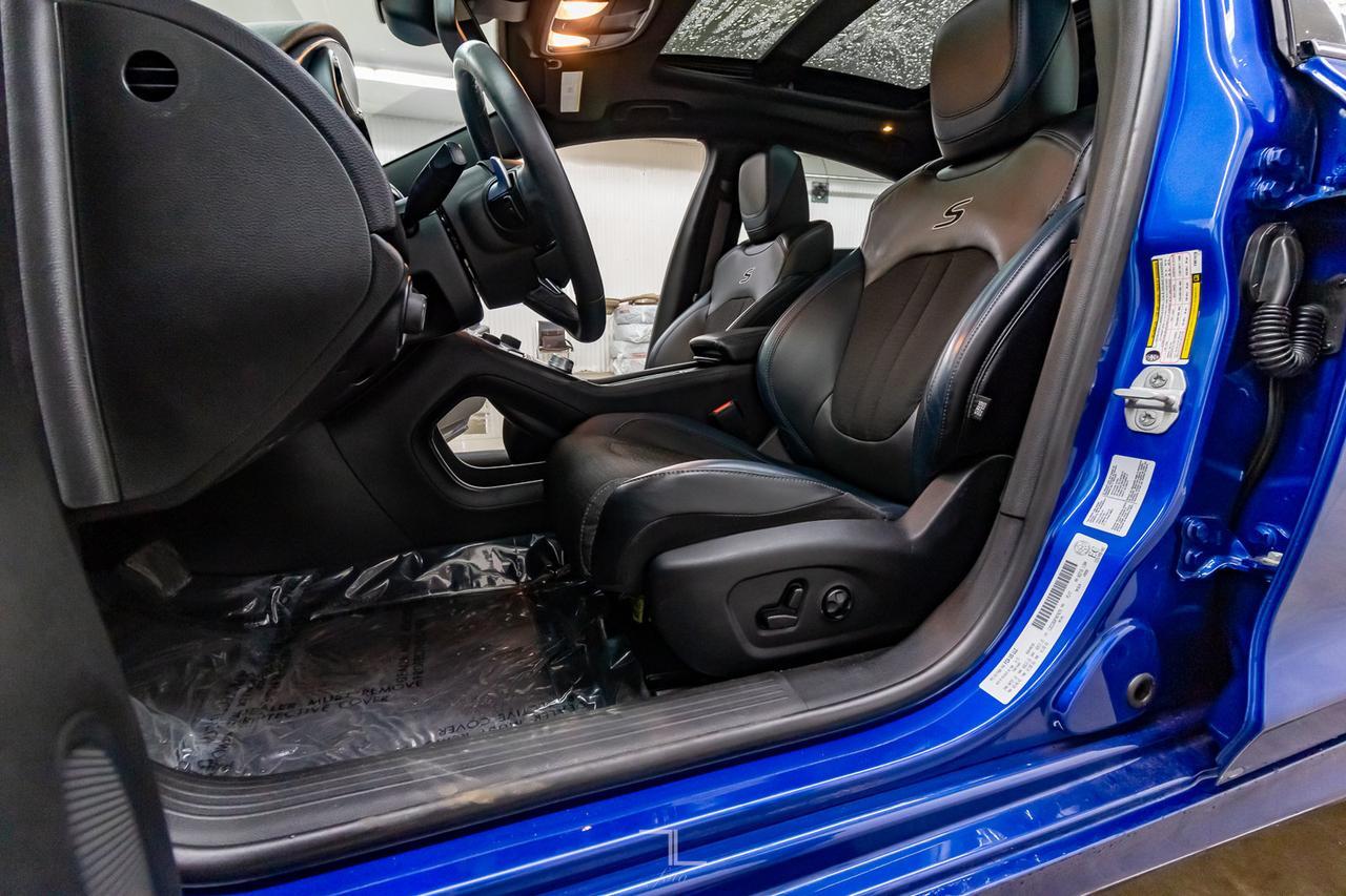 2015 Chrysler 200 S Leather Roof BCam Red Deer AB