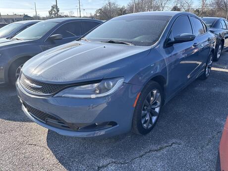 2015 Chrysler 200 S Meridian MS