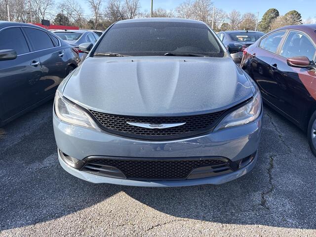 2015 Chrysler 200 S Meridian MS