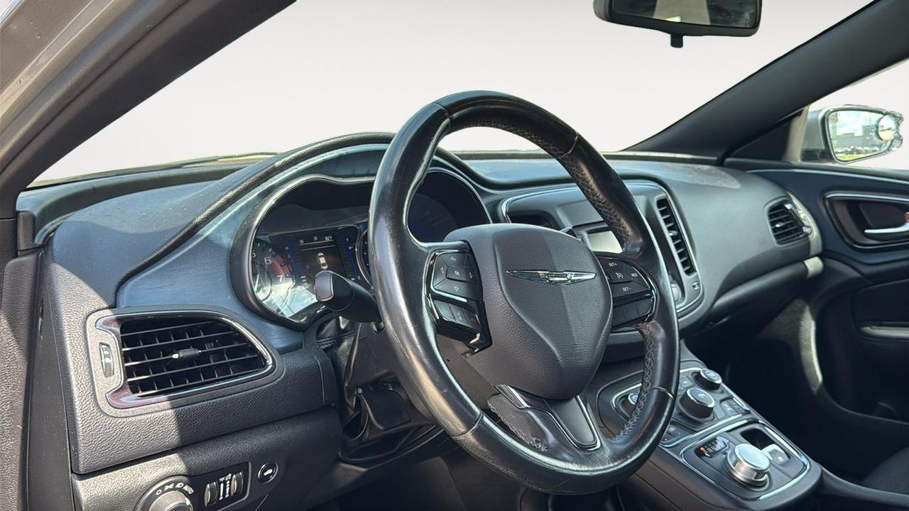 2015 Chrysler 200 S  Selma TX