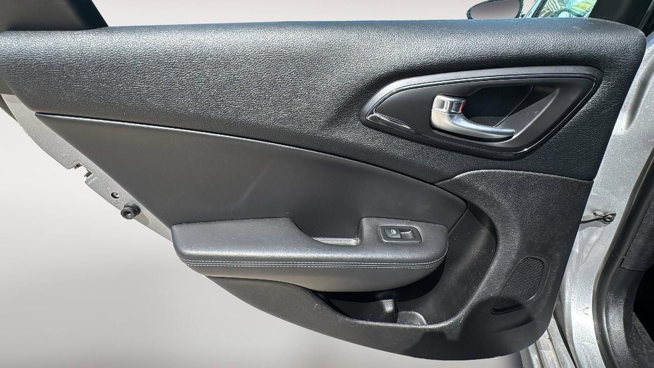 2015 Chrysler 200 S  Selma TX