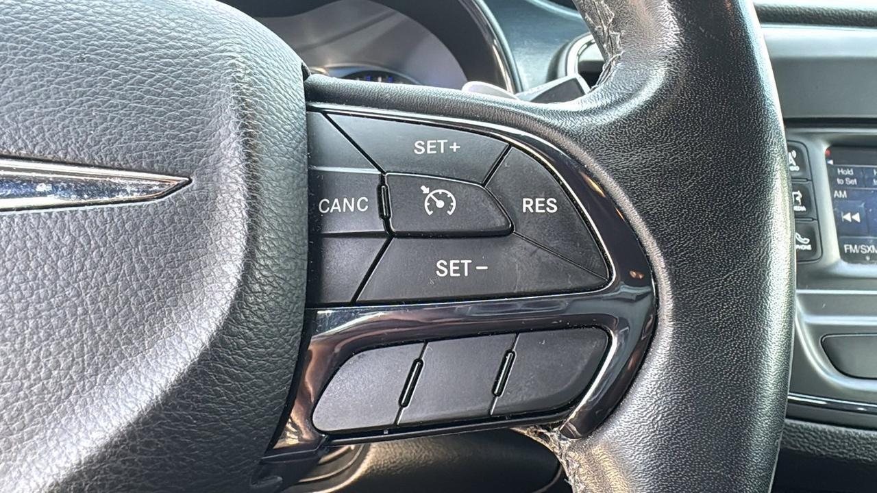 2015 Chrysler 200 S  Selma TX