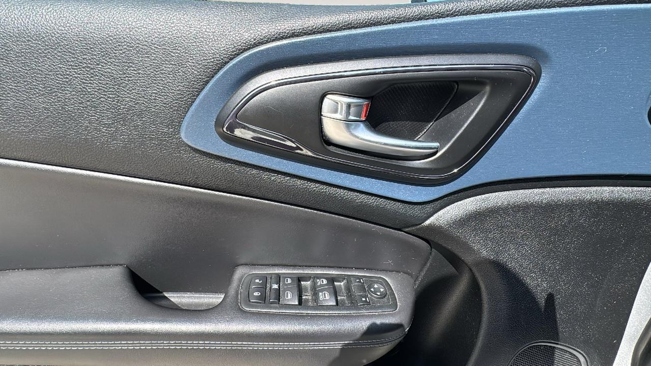 2015 Chrysler 200 S  Selma TX