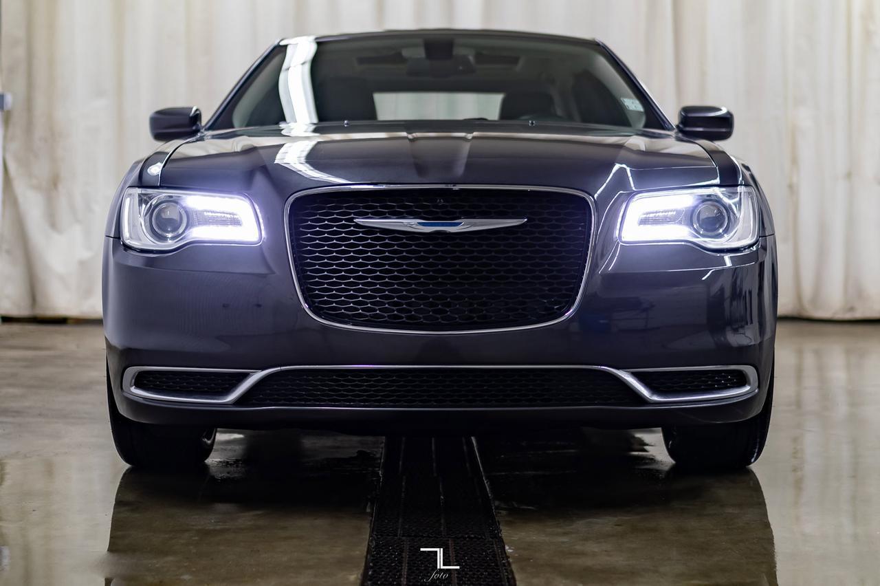 2015 Chrysler 300 AWD Touring Leather Roof Nav BCam Red Deer AB