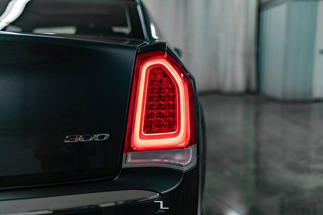 2015 Chrysler 300 AWD Touring Leather Roof Nav BCam Red Deer AB