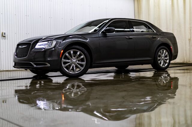 2015 Chrysler 300 AWD Touring Leather Roof Nav BCam Red Deer AB