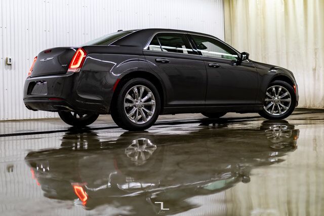 2015 Chrysler 300 AWD Touring Leather Roof Nav BCam Red Deer AB