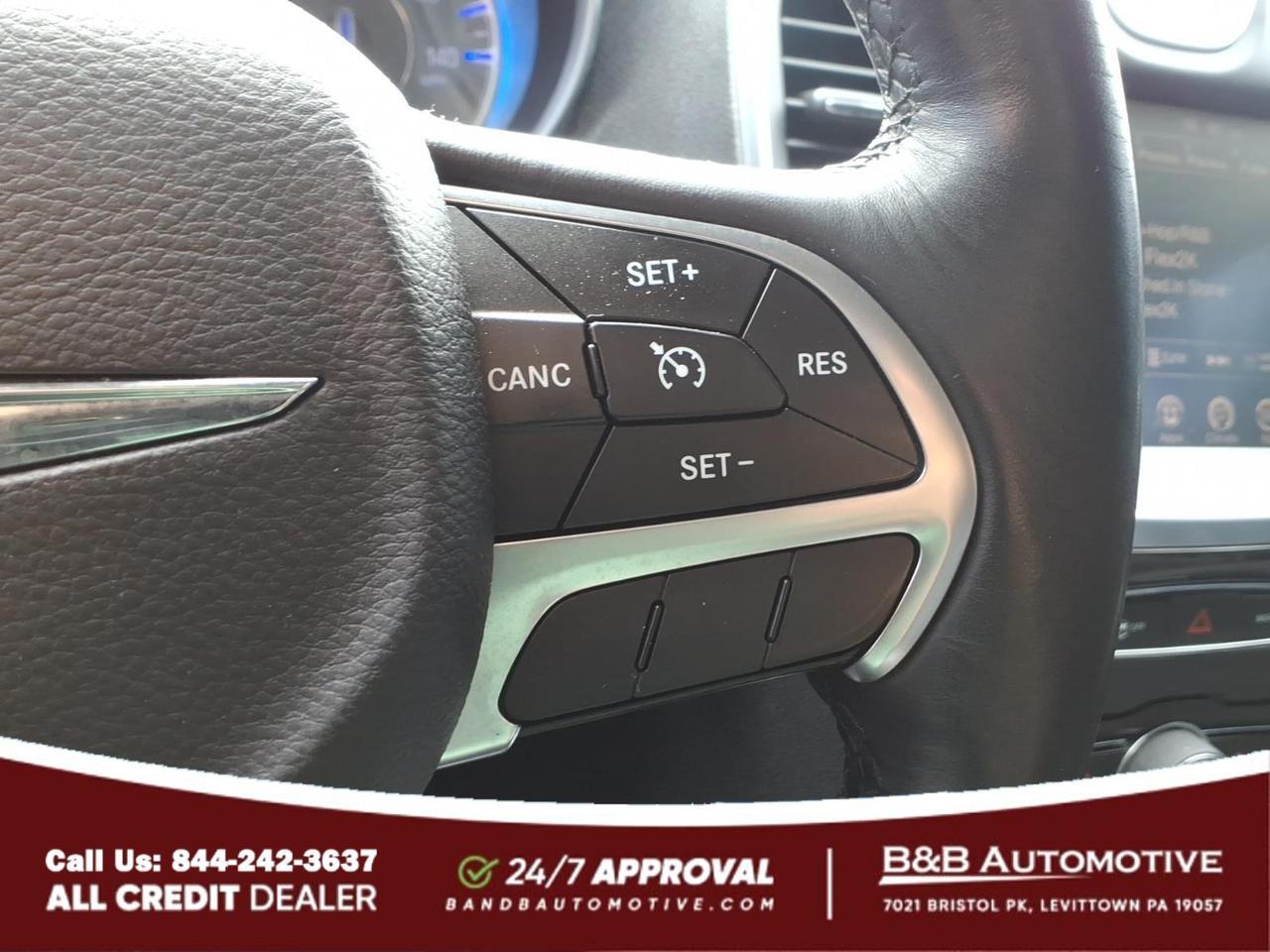2015 Chrysler 300 Limited Levittown PA