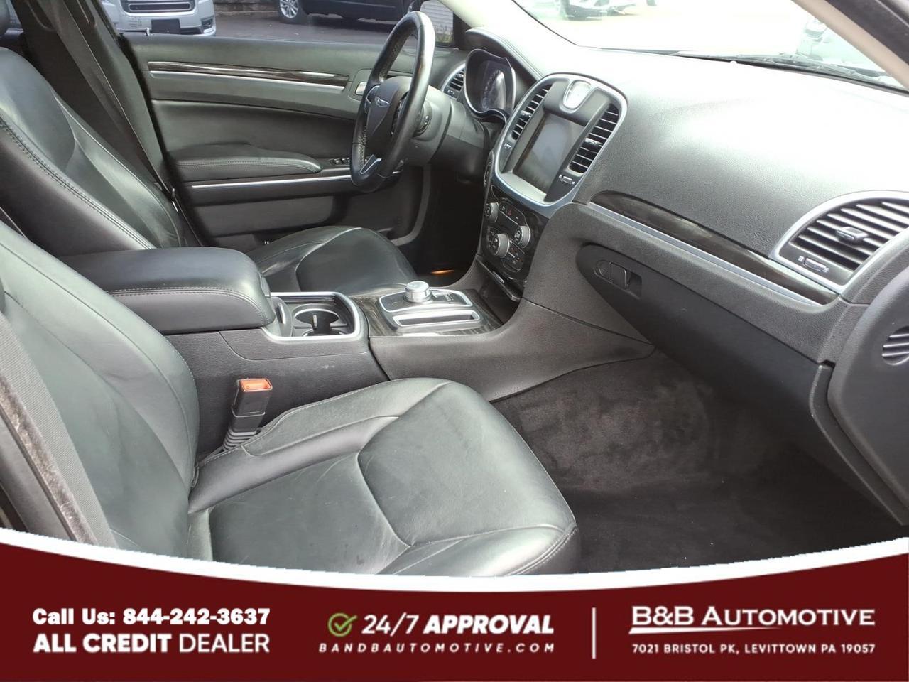 2015 Chrysler 300 Limited Levittown PA