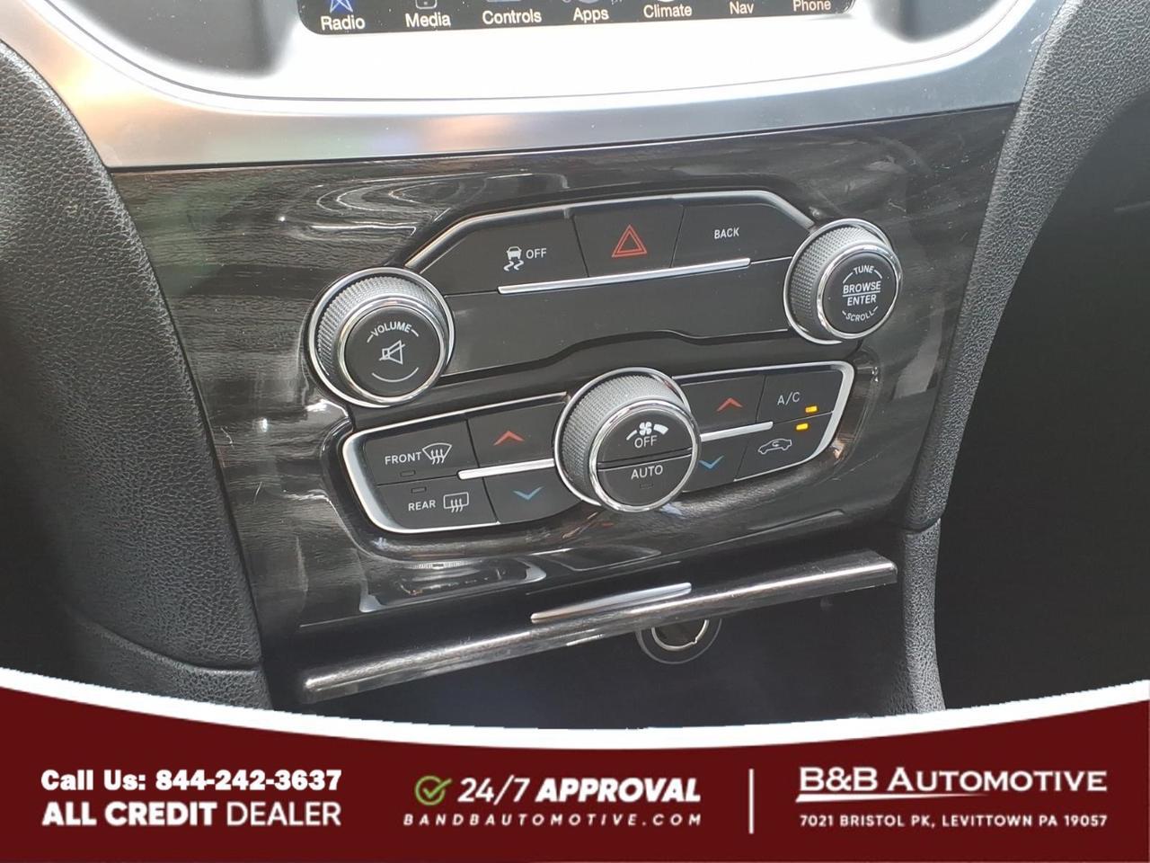 2015 Chrysler 300 Limited Levittown PA