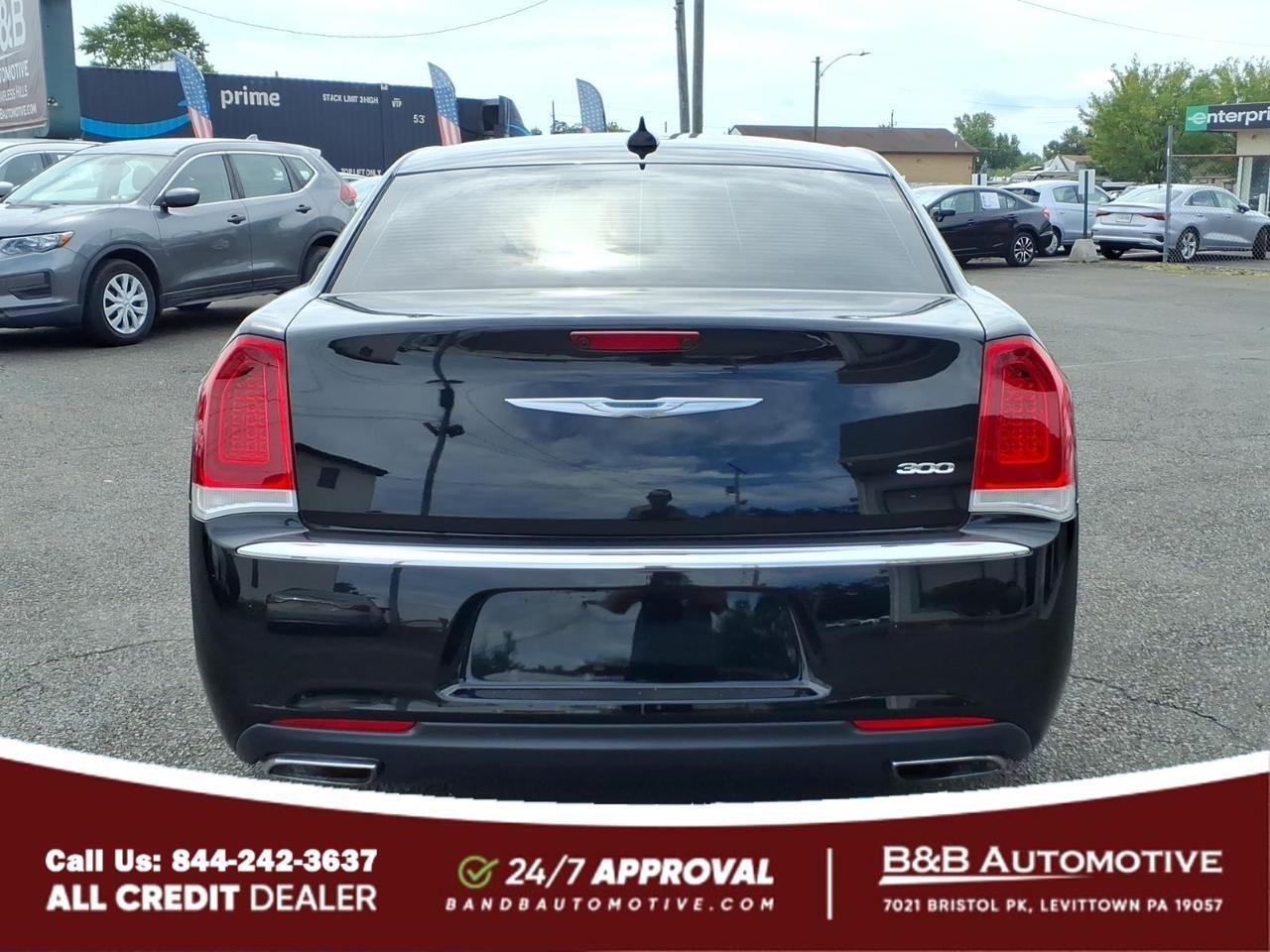 2015 Chrysler 300 Limited Levittown PA