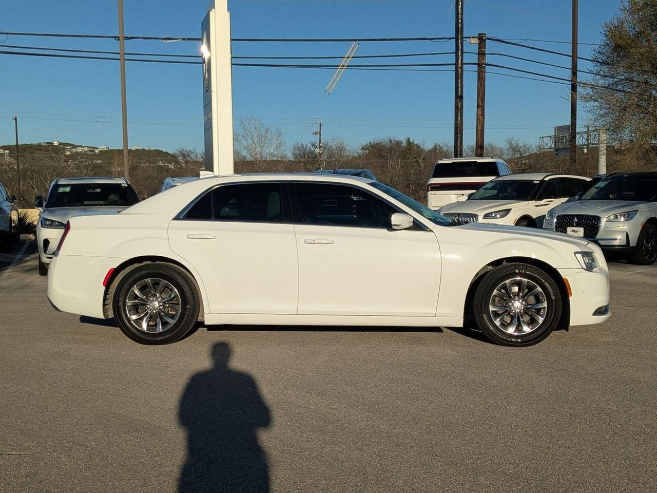 2015 Chrysler 300 Limited