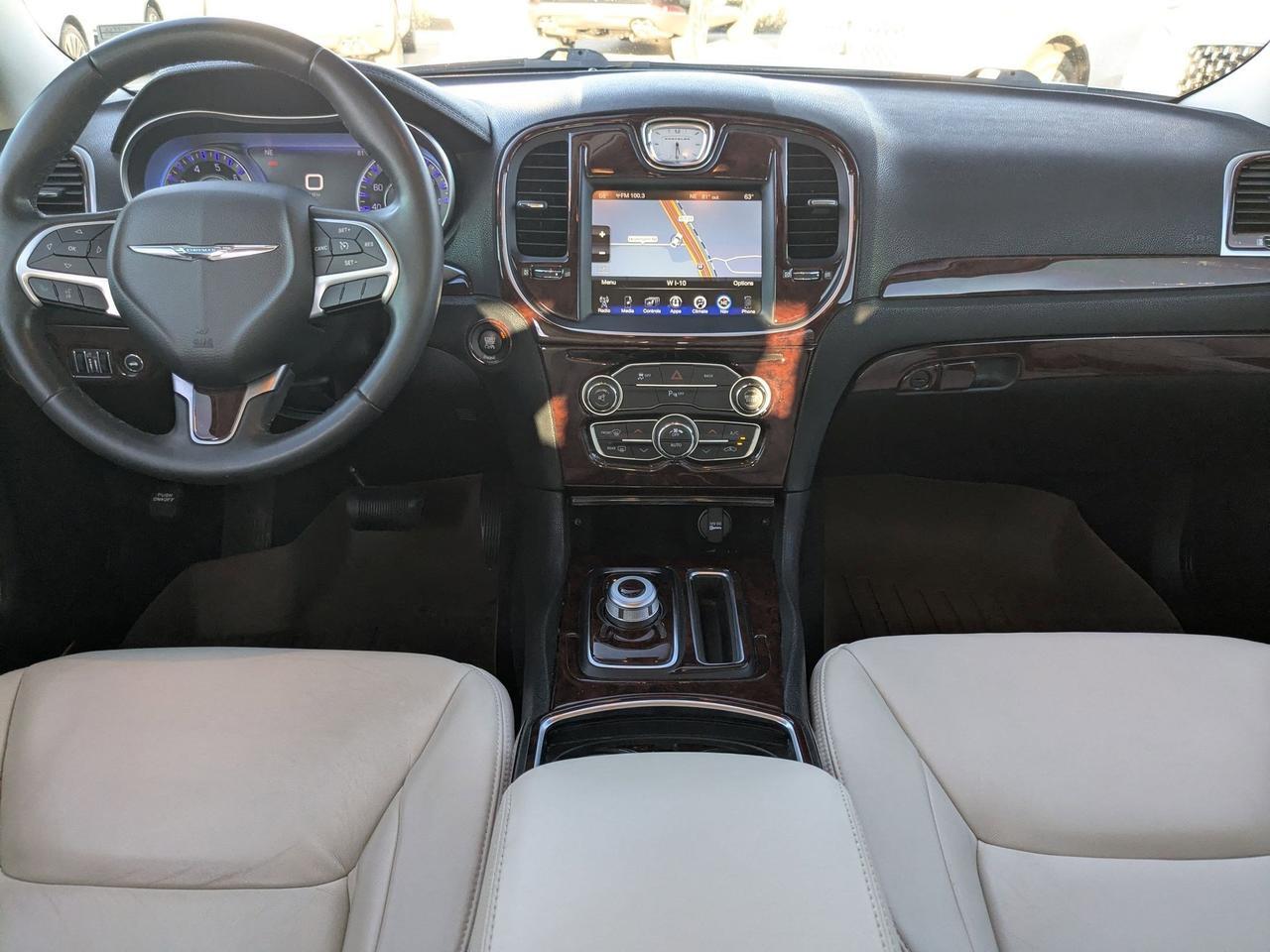 2015 Chrysler 300 Limited