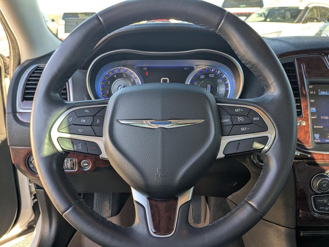 2015 Chrysler 300 Limited