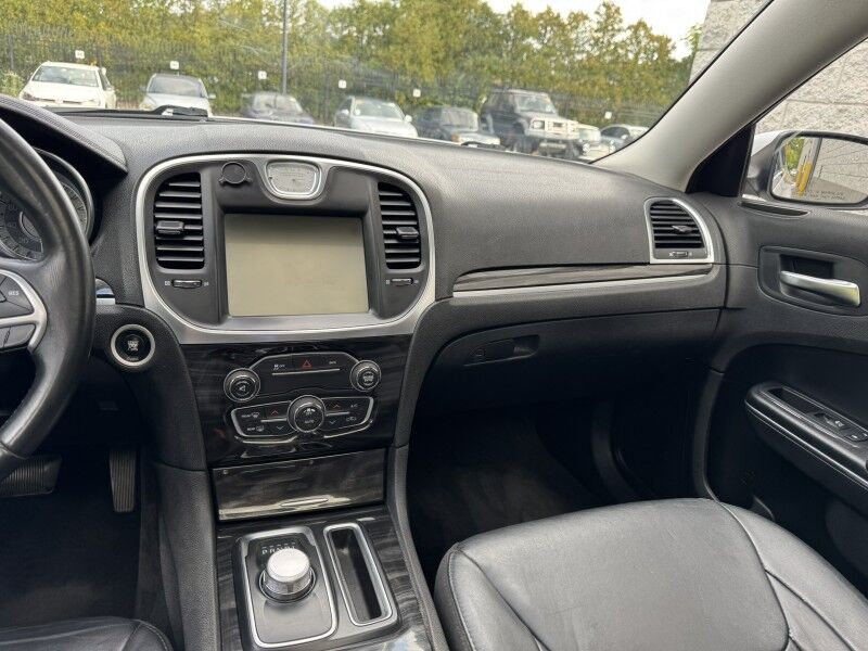 2015 Chrysler 300 Limited Willow Grove PA