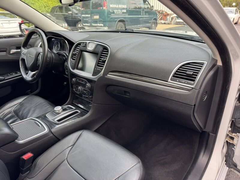 2015 Chrysler 300 Limited Willow Grove PA