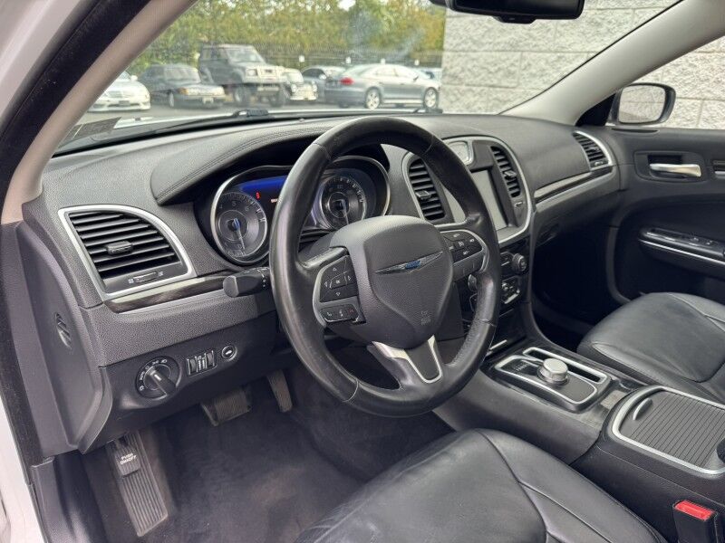 2015 Chrysler 300 Limited Willow Grove PA
