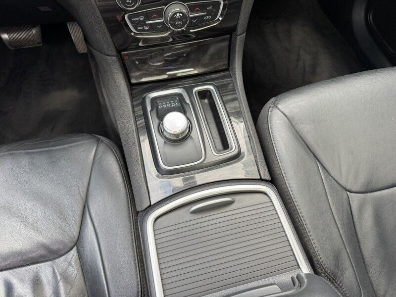 2015 Chrysler 300 Limited Willow Grove PA