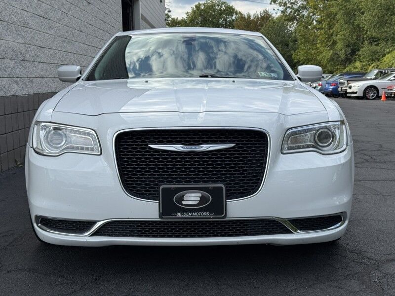 2015 Chrysler 300 Limited Willow Grove PA