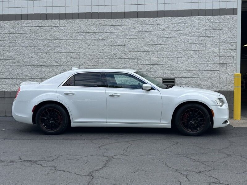 2015 Chrysler 300 Limited Willow Grove PA