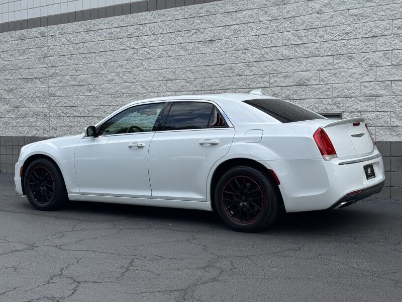 2015 Chrysler 300 Limited Willow Grove PA