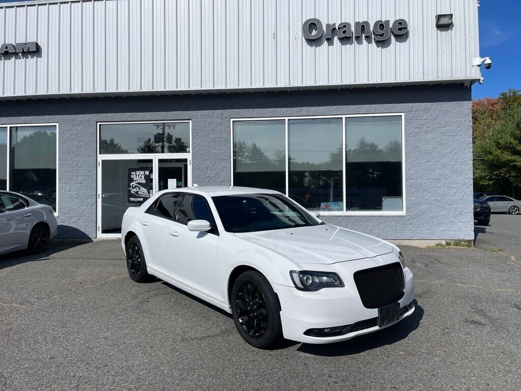 2015 Chrysler 300 S Orange MA