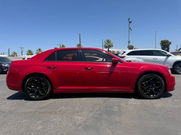 2015 Chrysler 300 S V6 RWD