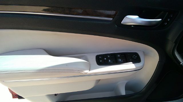 2015 Chrysler 300C BASE San Antonio TX