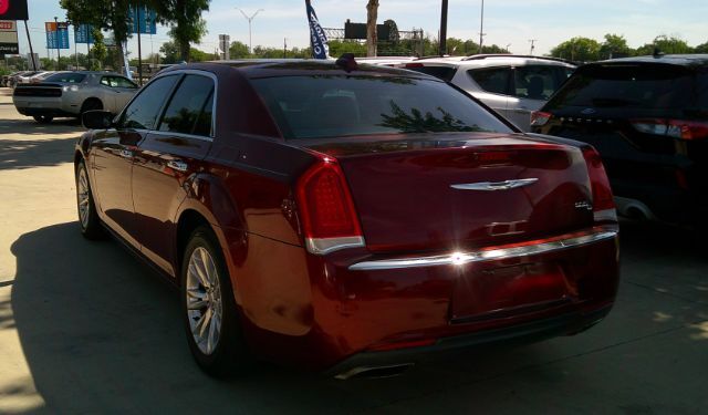 2015 Chrysler 300C BASE San Antonio TX