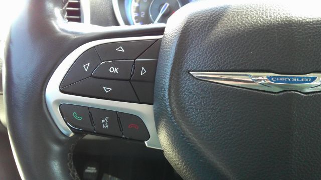 2015 Chrysler 300C BASE San Antonio TX