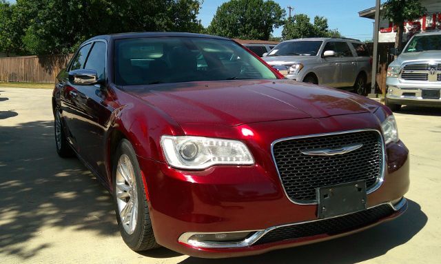 2015 Chrysler 300C BASE San Antonio TX