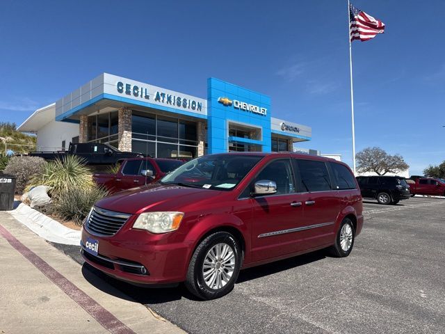 2015 Chrysler Town &amp; Country Limited