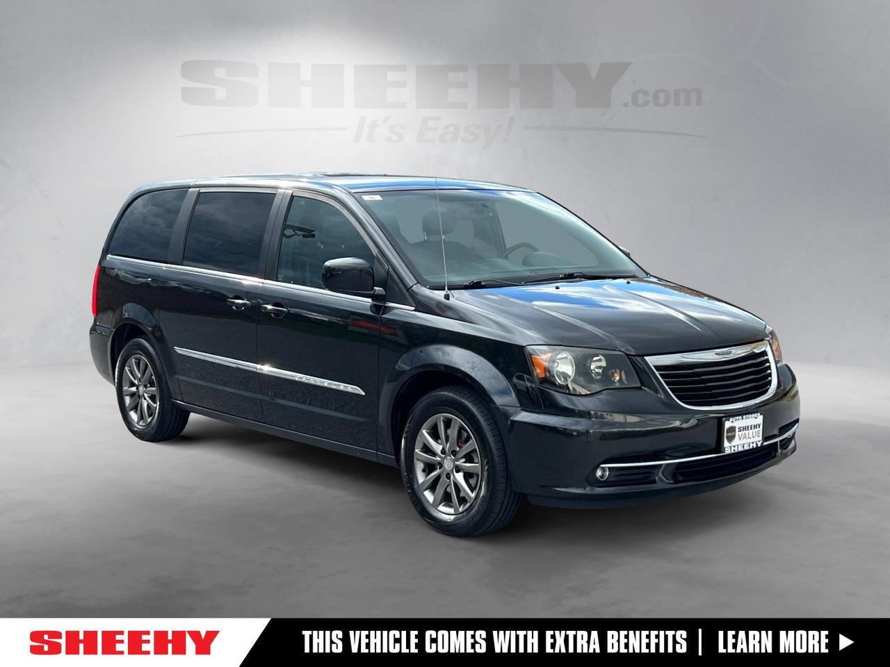 2015 Chrysler Town &amp; Country S