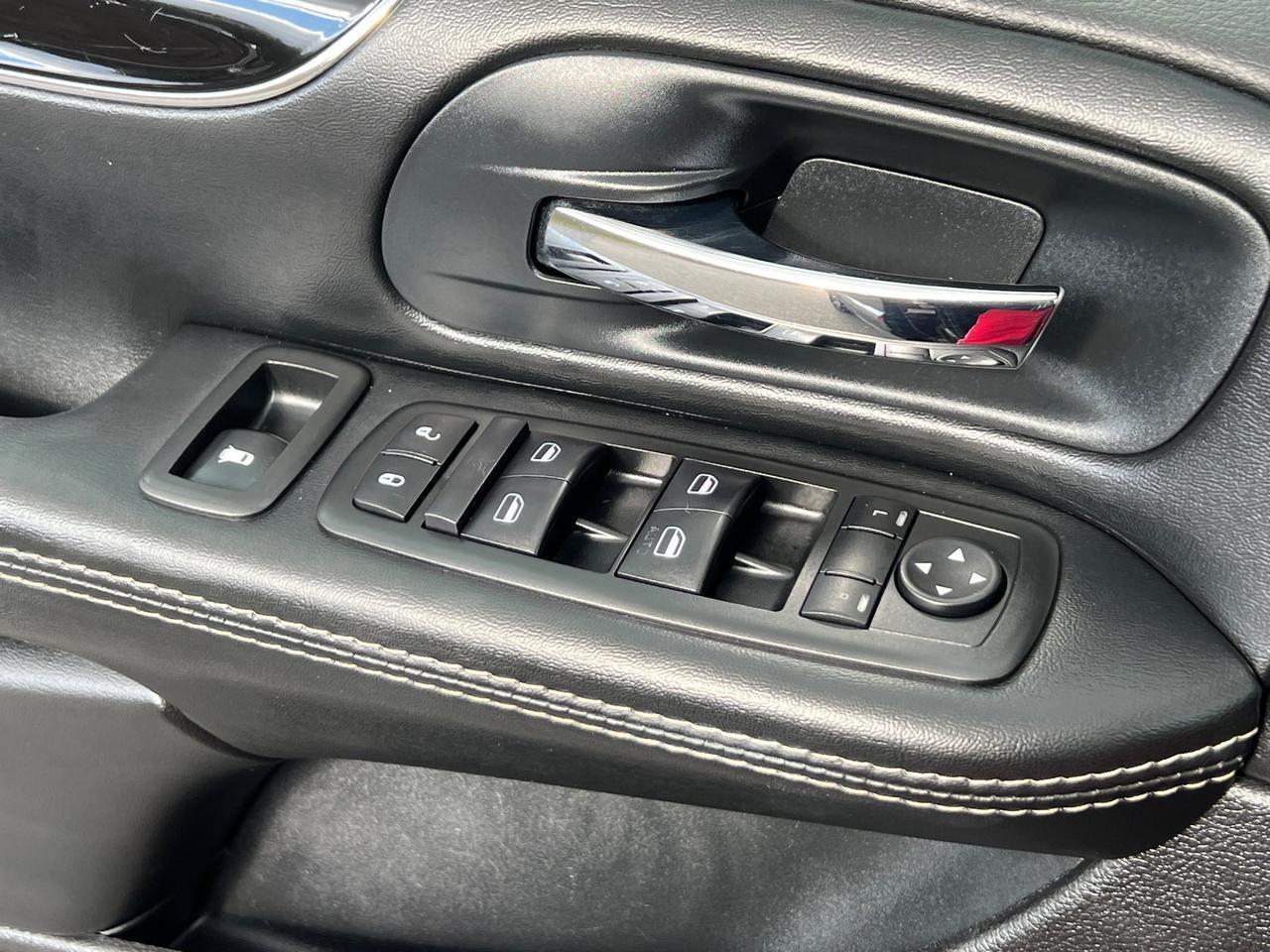 2015 Chrysler Town &amp; Country S Hagerstown MD