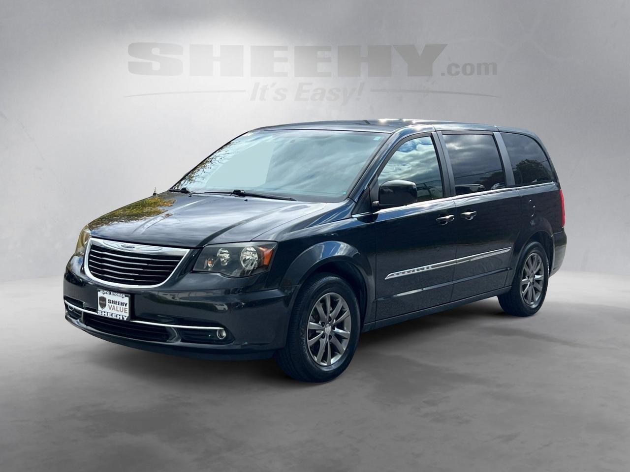 2015 Chrysler Town &amp; Country S Hagerstown MD