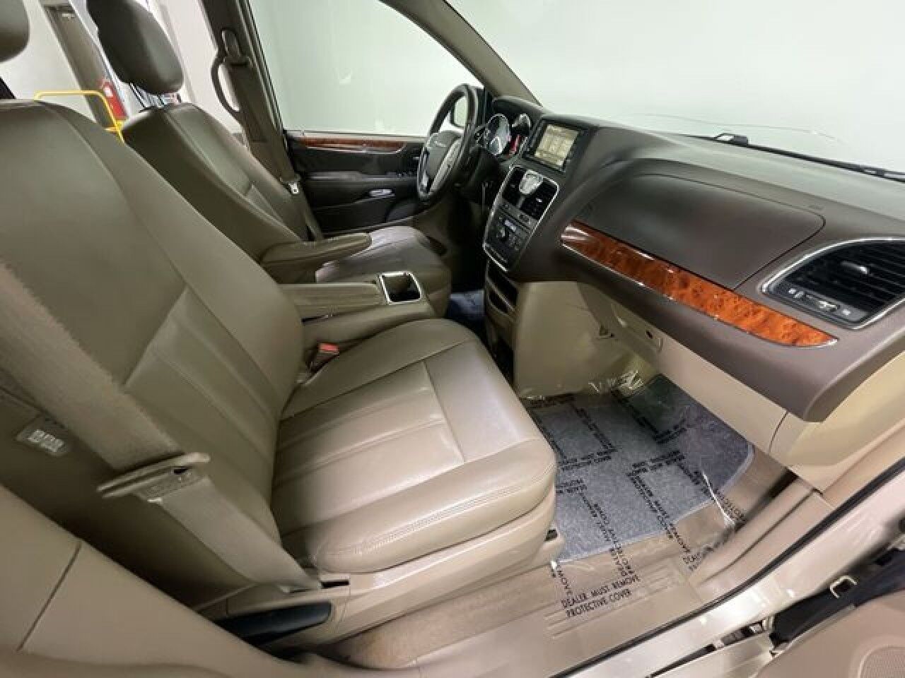 2015 Chrysler Town & Country Touring Columbia SC