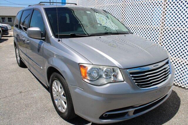 2015 Chrysler Town & Country Touring DVD Melbourne FL