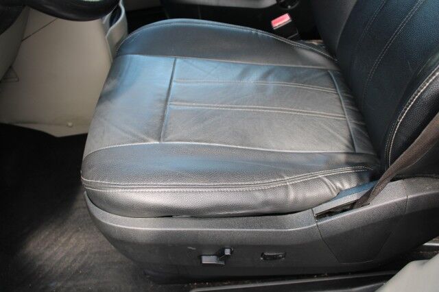 2015 Chrysler Town & Country Touring DVD Melbourne FL