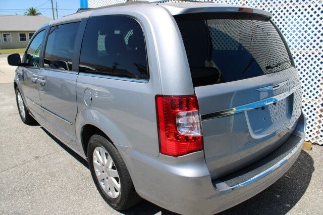 2015 Chrysler Town & Country Touring DVD Melbourne FL