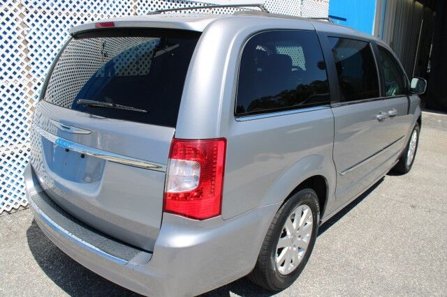 2015 Chrysler Town & Country Touring DVD Melbourne FL